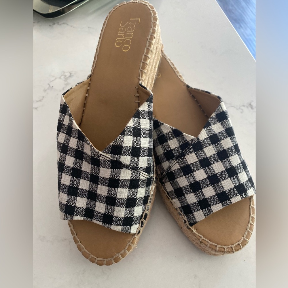 Franco Sarto Women's Pinot Espadrille Wedge Sandal Black and White Check size 10